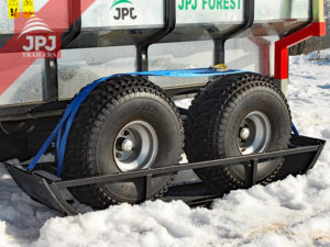 ski for atv trailer worker
