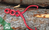 self-grabbing tongs