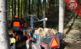 Loading crane with winch